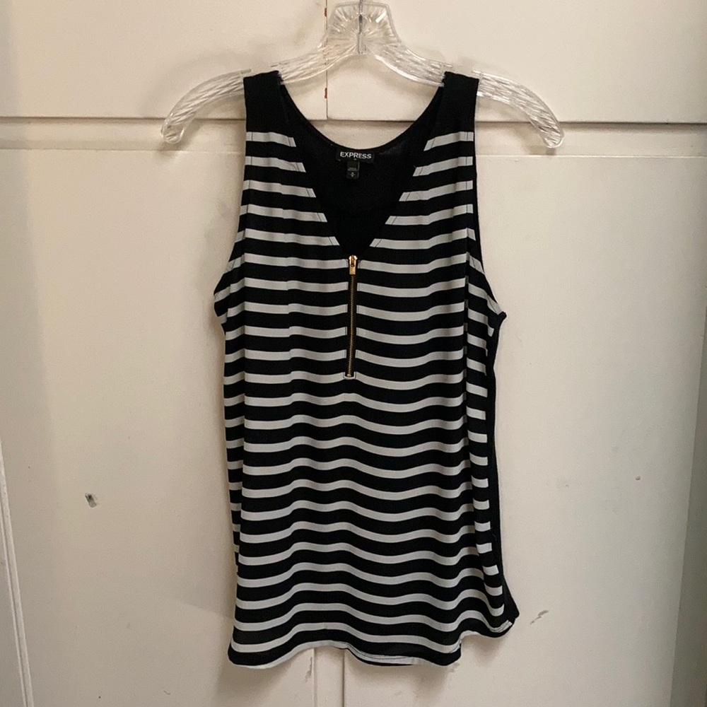 Express Stripes Shirt Size M